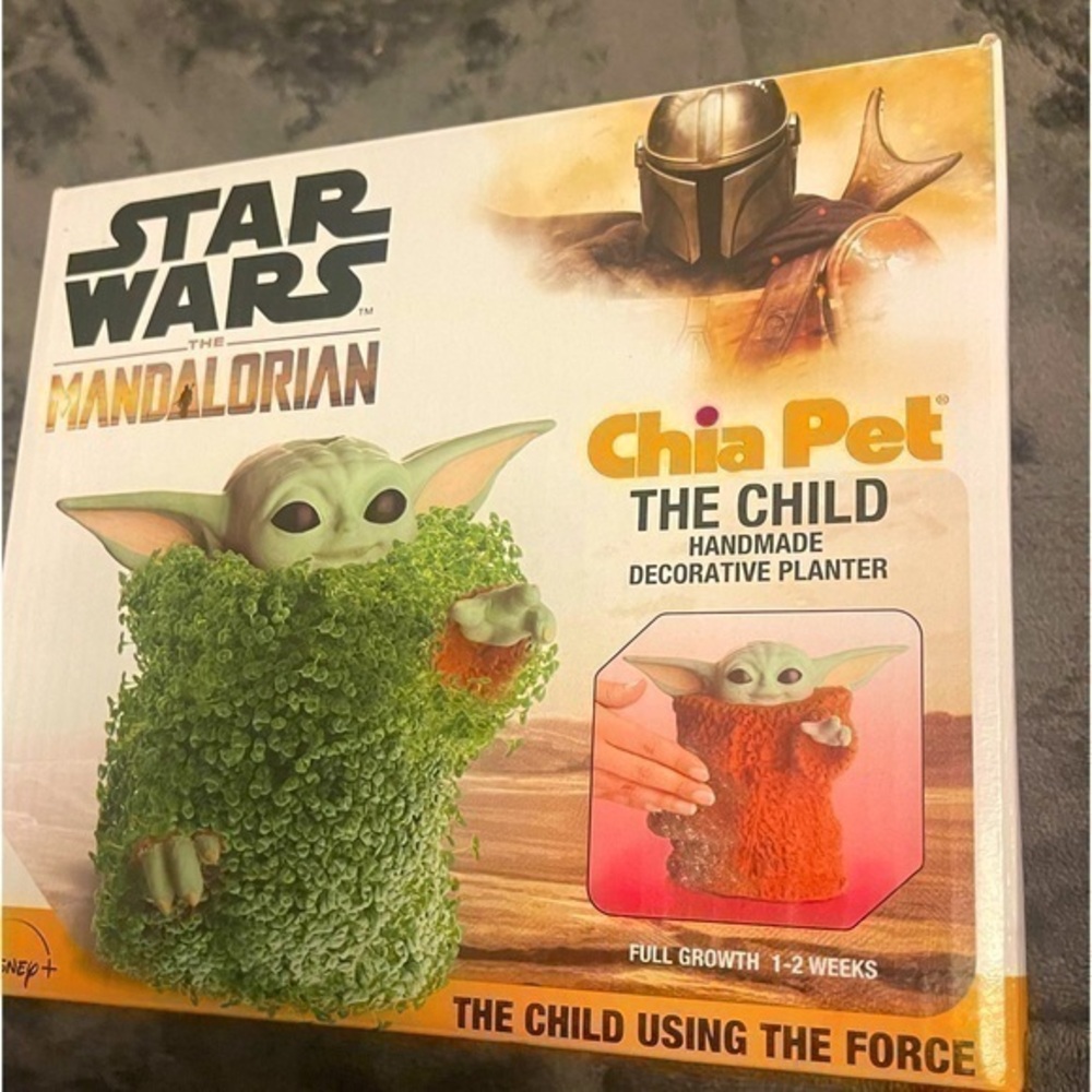 NIB Star Wars Mandalorian The Child Chia Pet